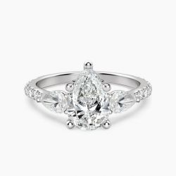 Ringlamour Pear 3-Stone Moissanite Engagement Ring