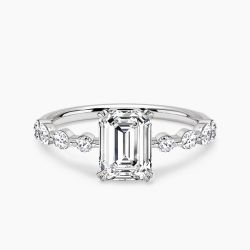 Ringlamour Double Prong Emerald Moissanite Engagement Ring