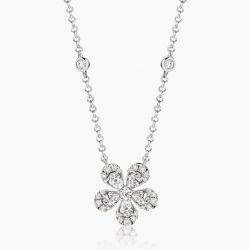 Ringlamour Round Cut Moissanite Flower Pendant Necklace